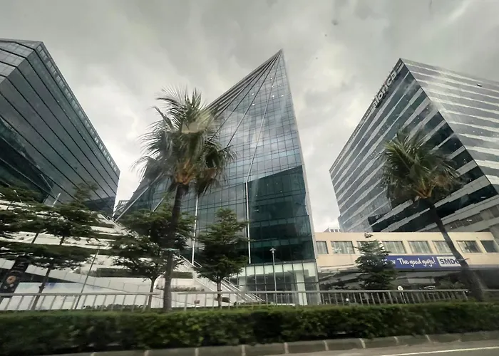 Apartment Gentry Manor Near Moa&airport Wifi Tv Okada View 6q Manila