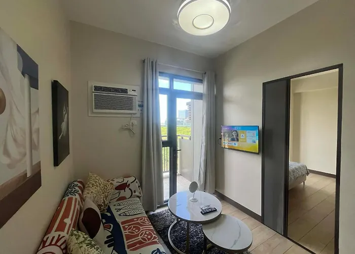 Gentry Manor Near Moa&airport Wifi Tv Okada View 6q Manila
